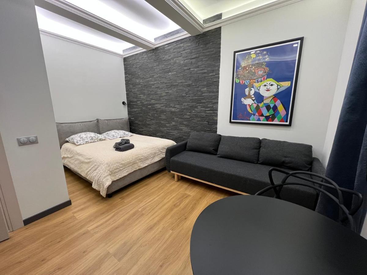 Newly Renovated Luxury Suite In The Center Of Кан Екстериор снимка